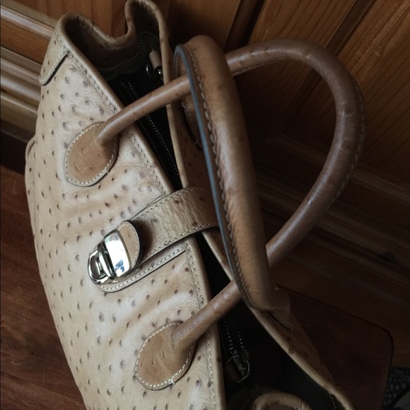 Dooney & Bourke Tan Ostrich Leather Satchel. - Picture 3 of 8